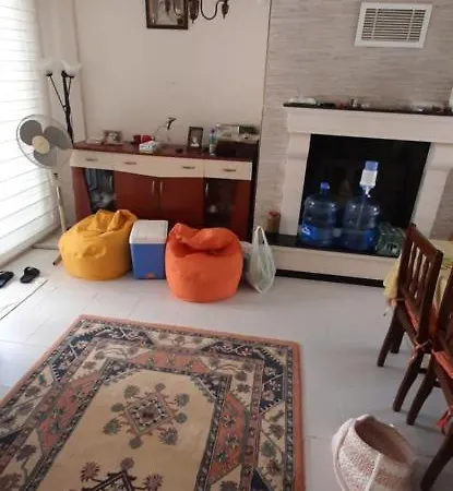 Havuzlu Yazlik Villa Burhaniye